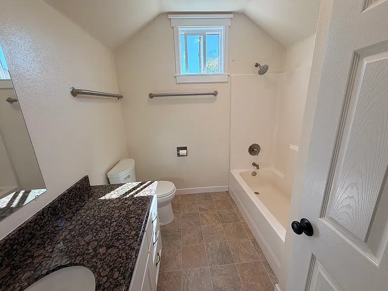 1725 S Maple St #1 — Photo 6