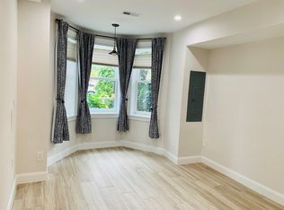 308 D St NE, Washington, DC 20002