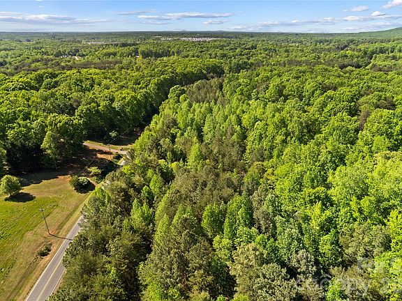 2nd image of 3727 Mount Beulah Rd #5