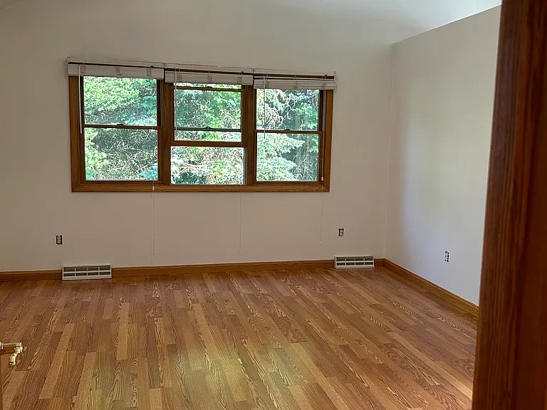 2191 Foxboro Ct — Photo 18