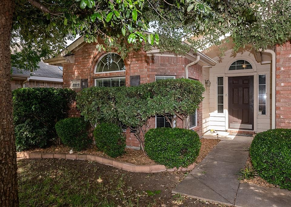 1st image of 9305 Friendswood Dr
