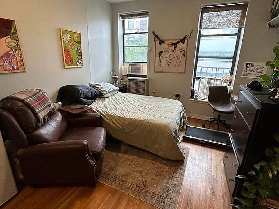 1st image of 324 E 8th St #5D