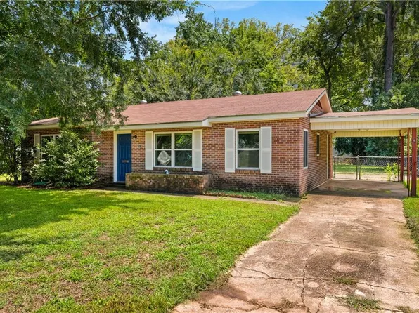 1928 Clover Ln, Alexandria, LA 71301