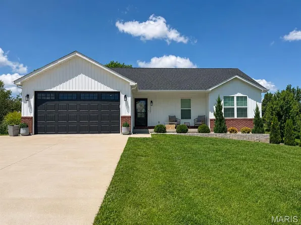 1307 Sea Ray Ct, Farmington, MO 63640