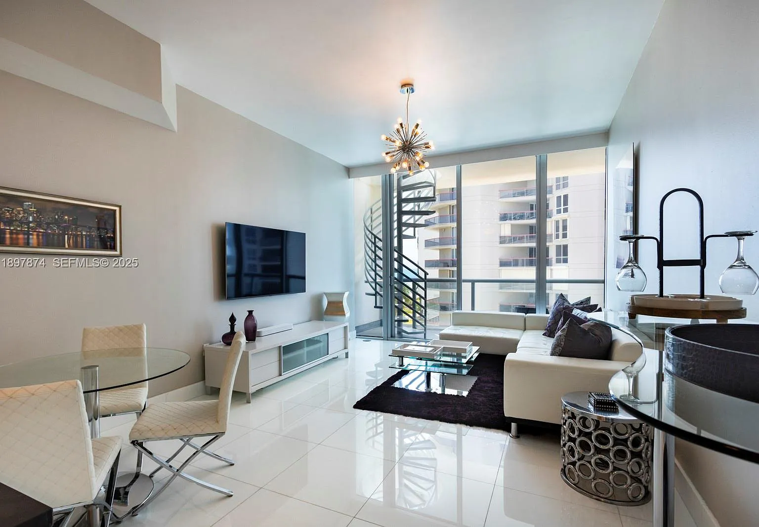 1 bed, 871 sqft, $8,000 — Photo 3