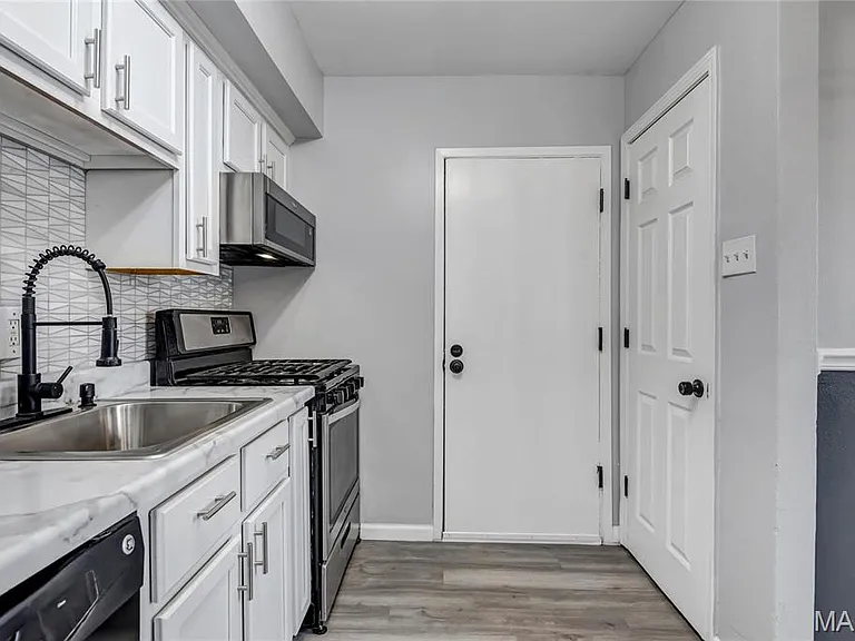 7244 Mallard Dr — Photo 10