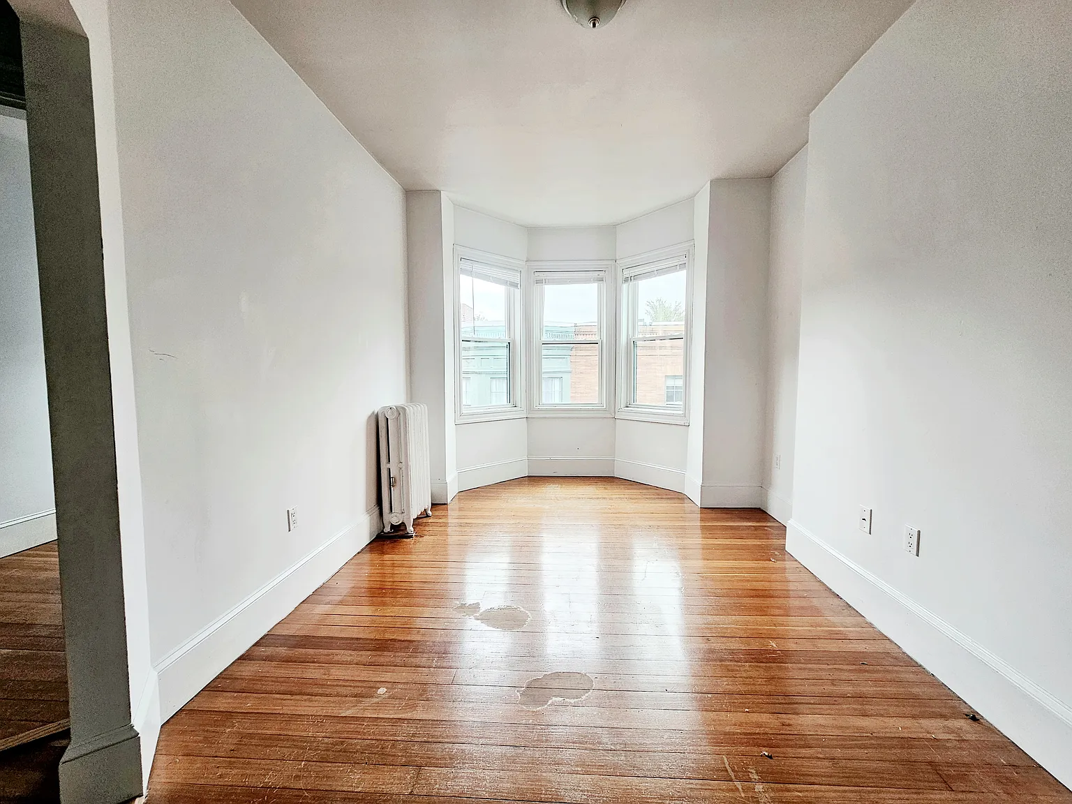 53 Joy St — Photo 3