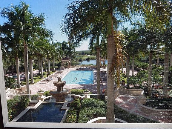 3rd image of 1060 Borghese Ln APT 204