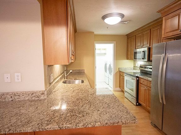 5th image of 1 Lenox St APT 310