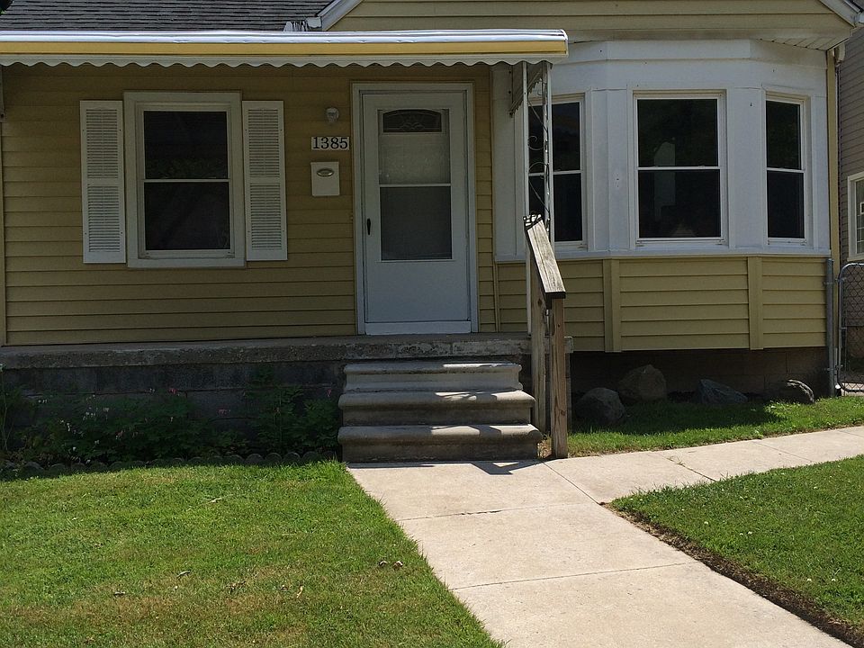 New light, mailbox & numbers