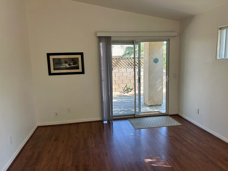 44560 San Rafael Ave #4 — Photo 18