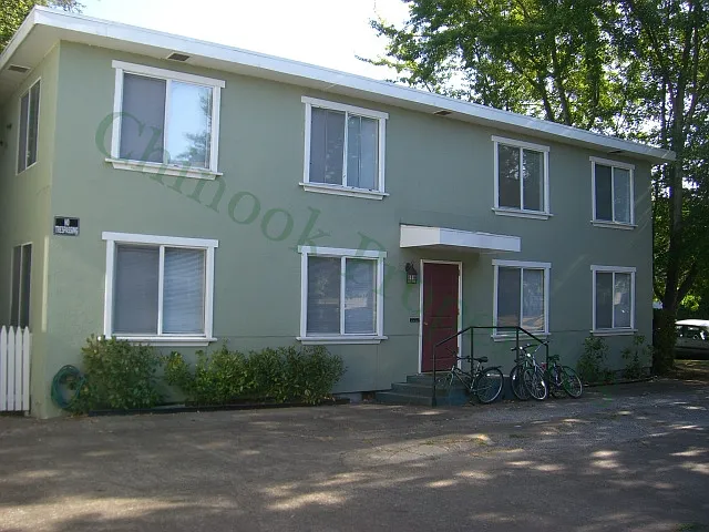 1 Bedroom Unit near U of O Campus — Photo 1