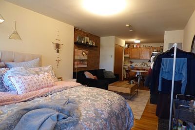 2nd image of 525 E 5th St APT 5B