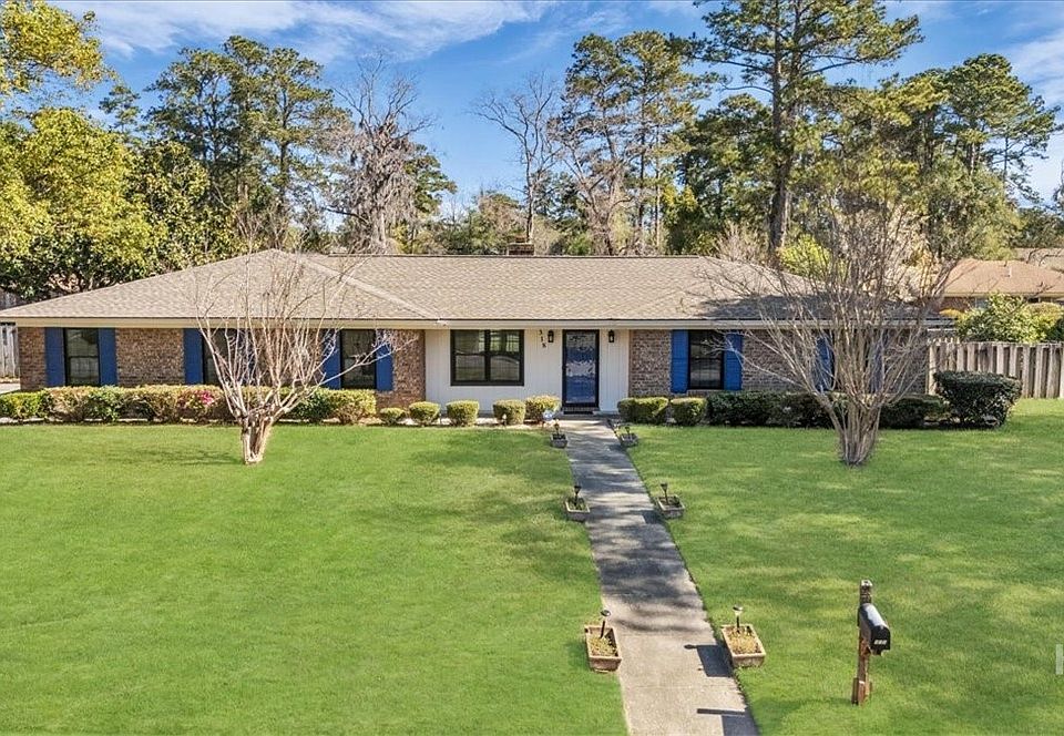 1st image of 318 SUNDERLAND Drive