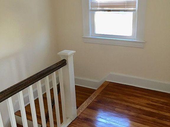 3rd image of 380 Flagg Pl #2