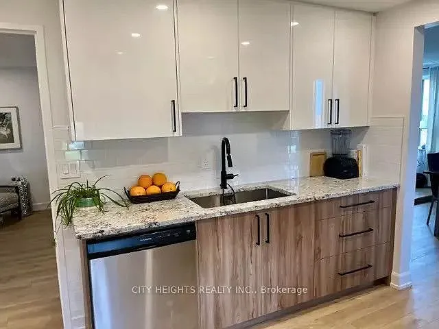 1356 Meadowlands Dr E #309 — Photo 13