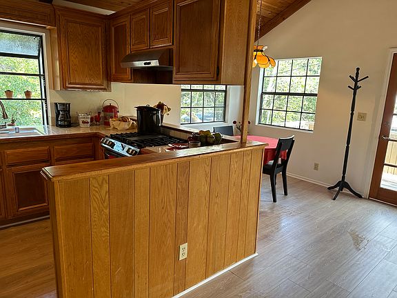 4th image of 28313 Grundy Way