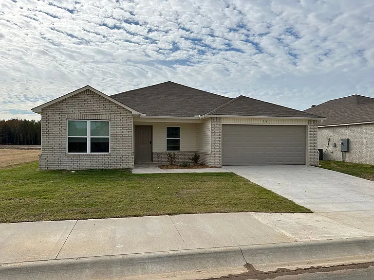 114 Jo Park Ln — Photo 3