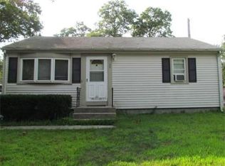 36 Standish Ave, Wareham, MA 02571