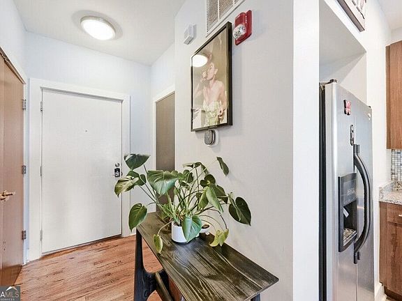 4th image of 1221 Caroline St NE APT 211