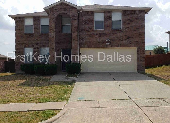 1st image of 2644 Shorewood Dr