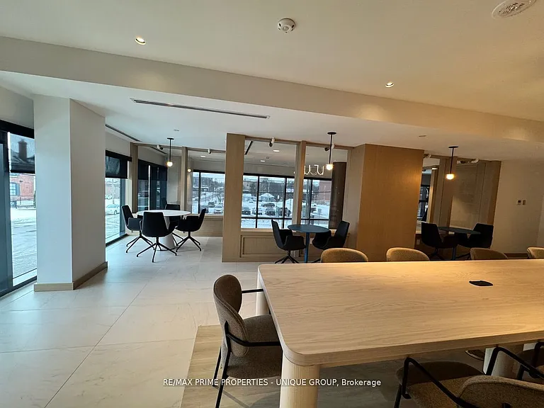 201 Brock St S #104 — Photo 15