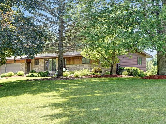 3rd image of 13467 Northland Dr