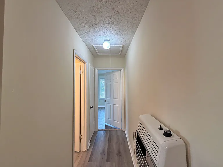 684 Lipford St — Photo 3