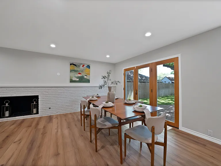 1427 Stagecoach Dr — Photo 14