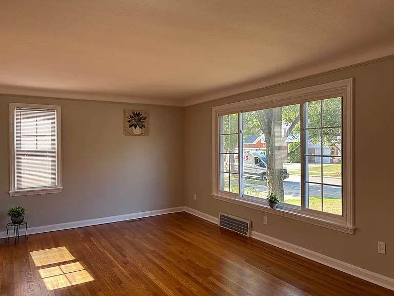 4854 Edsal Dr — Photo 28