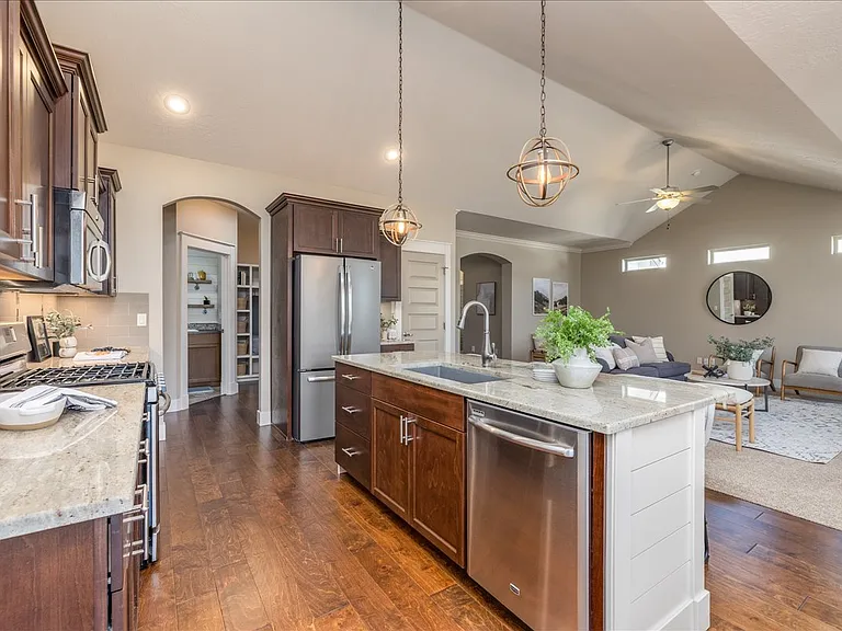 406 S Winslow Bay Way — Photo 36