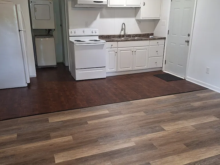 209 Yosemite Ave #A — Photo 3