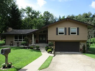 11 Lakeview Dr photo 1