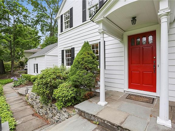 2nd image of 59 East Ln