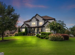 1186 Lincoln Dr, Marietta, GA 30066