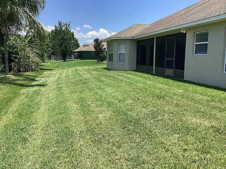 1424 Mistflower Ln — Photo 21