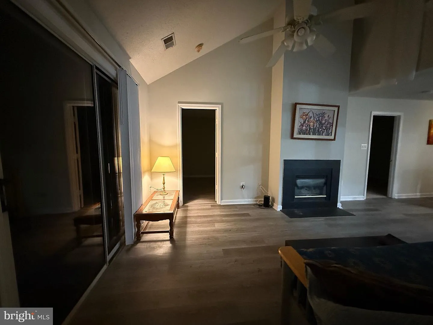 4 bed, 1486 sqft, $2,850 — Photo 3