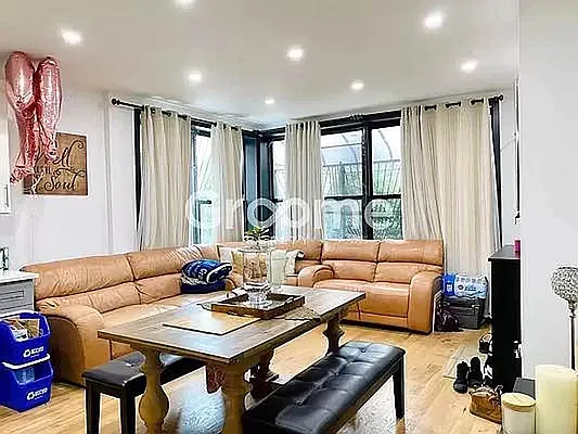 Rented by GROOME REALTY LLC | media 24