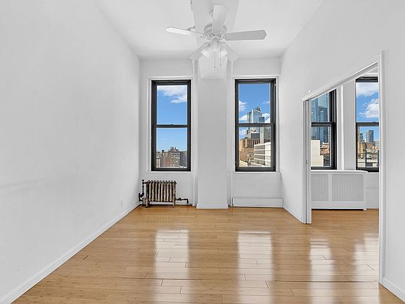 5th image of 315 7th Ave APT 18B