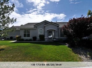 10484 Summershade Ln, Reno, NV 89521