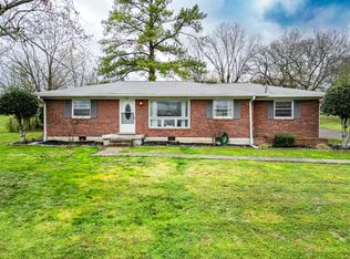 520 Lynnwood Ave, Lewisburg, TN 37091