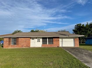 421 SW Curtis St, Pt Saint Lucie, FL 34983