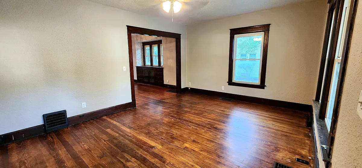 Building Photo - 5537 Whiteford Rd