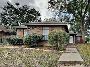 4210 Simmons Dr, Rowlett, TX 75088