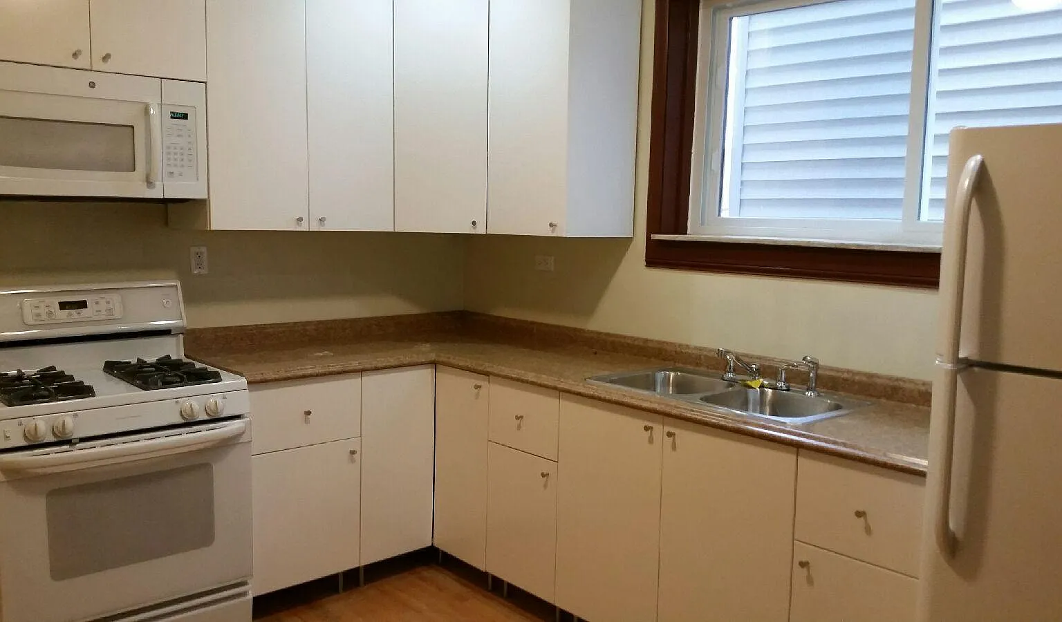 1 bed, 850 sqft, $1,200 — Photo 2
