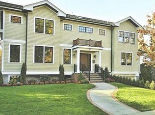 57 Cleveland Rd, Brookline, MA 02467