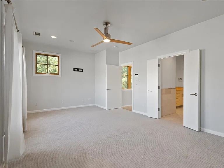 704 Arch Adams Ln — Photo 15