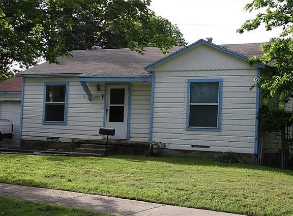 3rd image of 725 Edgefield Dr