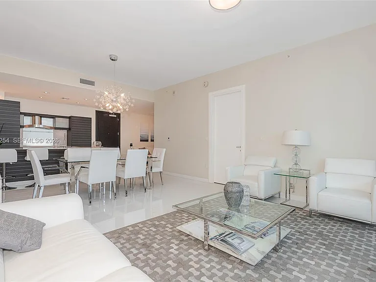200 Biscayne Boulevard Way #5109 — Photo 7