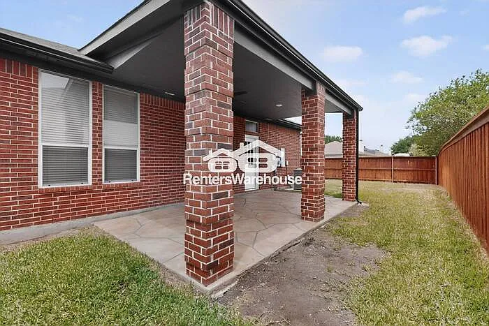 7301 Fossil Lake Dr — Photo 42